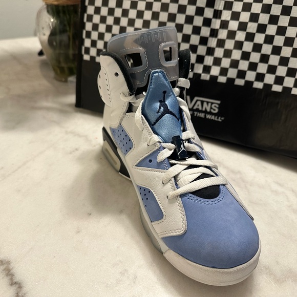 Jordan 6 Retro Mid UNC Home size 8 GOAT CERTIFIED - Picture 8 of 14